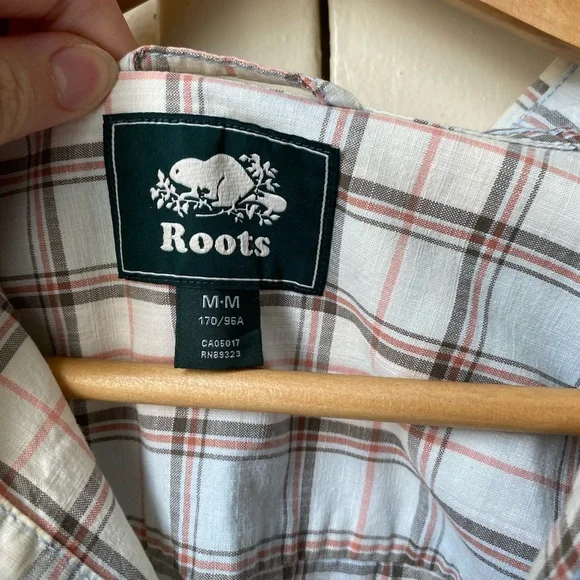 Roots Men’s Button Up Shirt - Picture 3 of 3